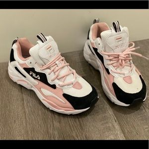 Women’s Sneakers